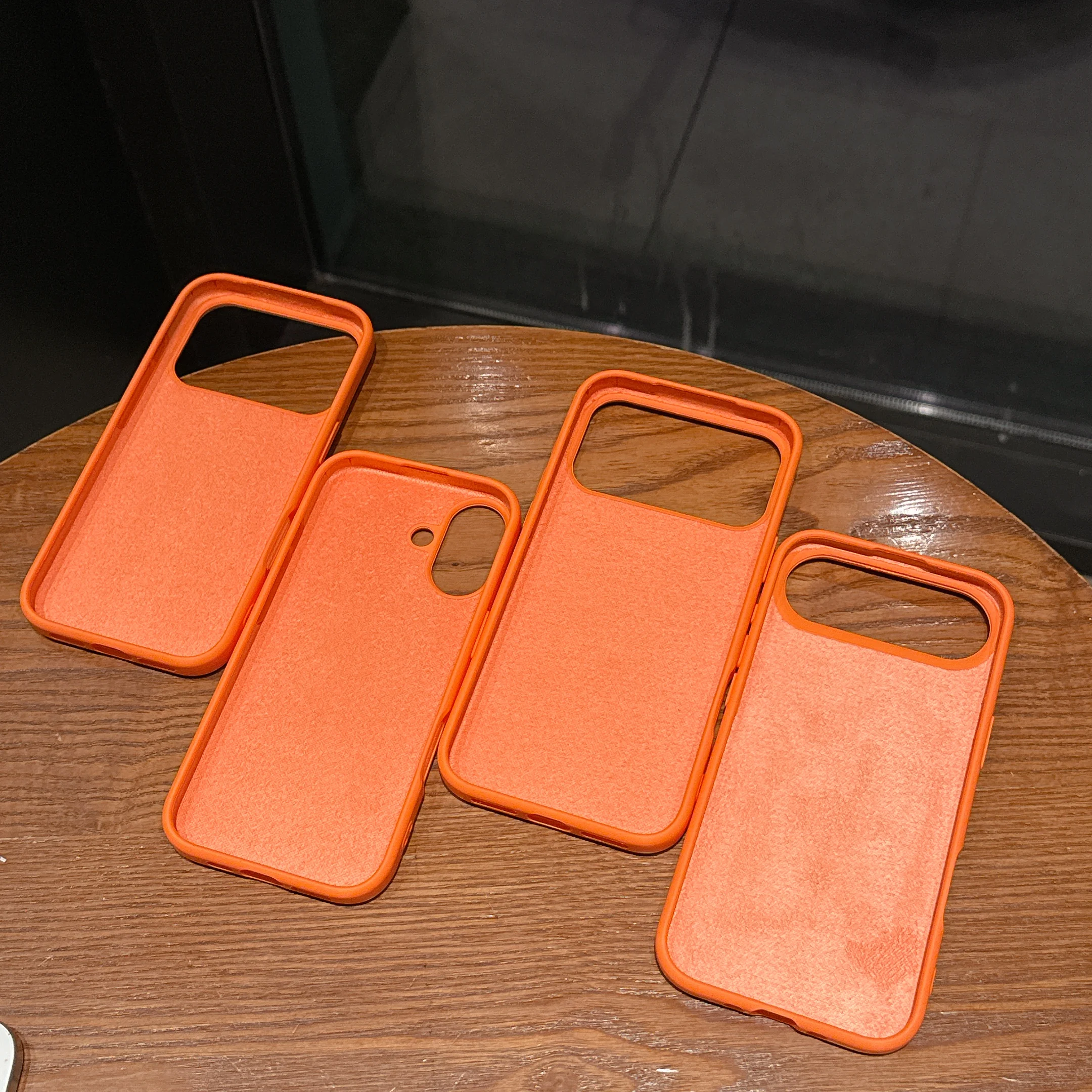 Original Flüssigsilikon Orange Farbe Hülle für iPhone 17 Pro Max 17 16 15 14 13 12 11 Pro Max Mini Plus rutschfeste Stoßstangenabdeckung – Detail 8