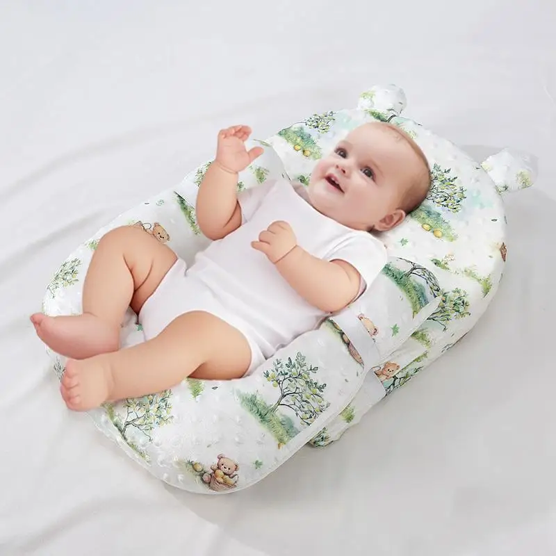 Baby anti-spitting-up slope pad to prevent milk overflow, baby lying-down sleep feeding pad, newborn bed with inner bed