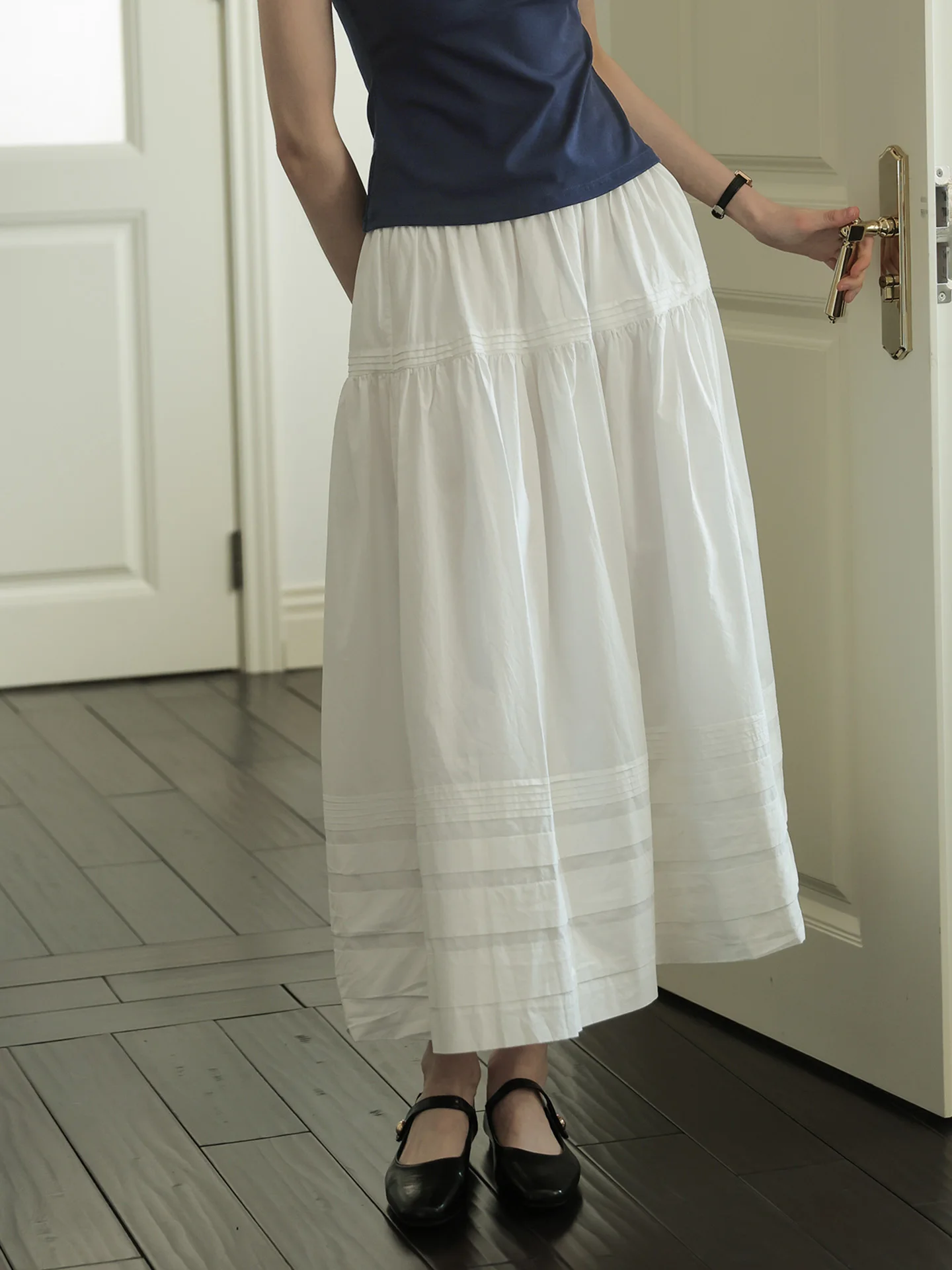 

Elegant White Pleated Cotton High Waist Casual A-Line Skirt Women's Summer New Style Slimming Half-length Skirt