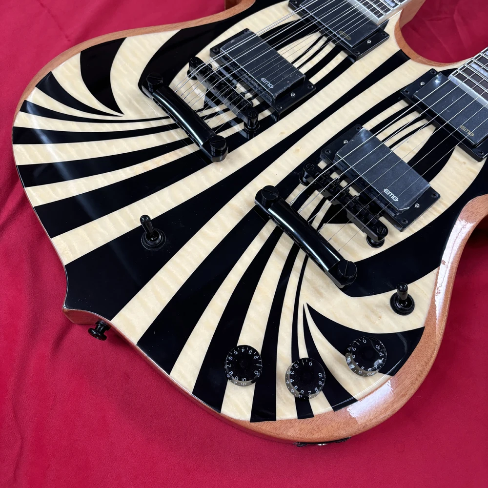 

Double-neck Bass high-quality hardware, smooth frets, comfortable neck, balanced tone,stable tuning,