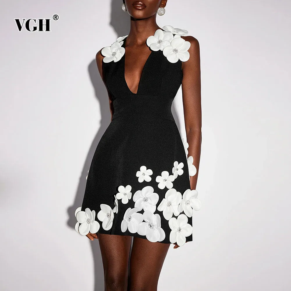 

VGH Cute Slimming Spliced Appliques Short Dresses For Women V Neck Sleeveless High Waist Summer Party Sexy Dress Female Fashion