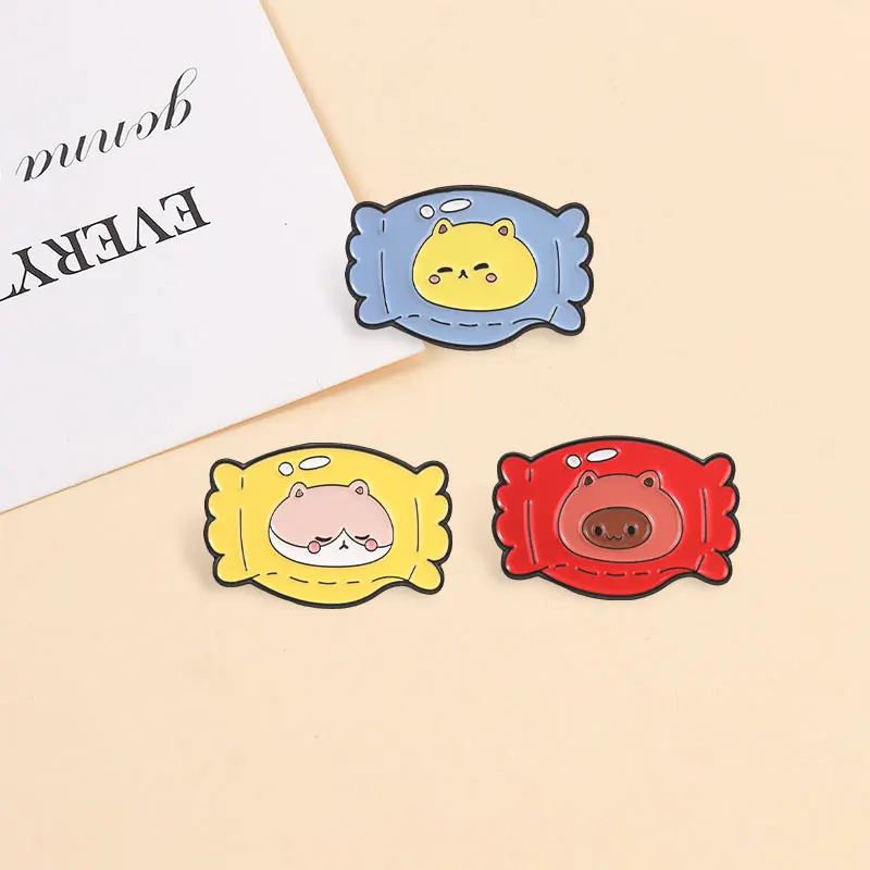 Kawaii Tier-Bonbonverpackungs-Emaille-Abzeichen-Set Schwein Katze Nilpferd Schlafendes Gesicht Süße Anstecknadeln Legierungs-Broschen Schmuckgeschenke für Kinder – Detail 5