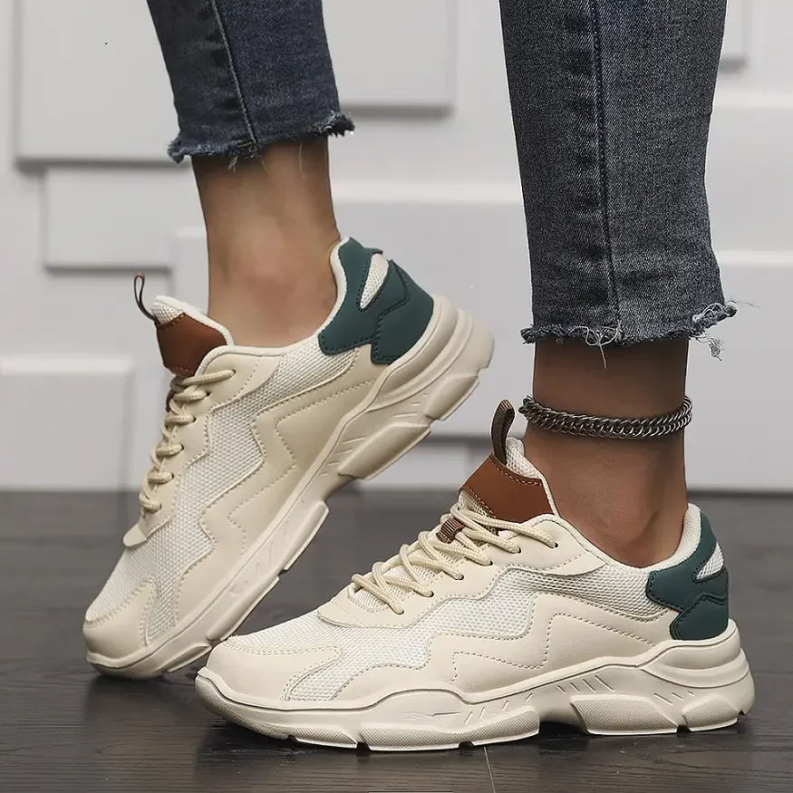 

2025 Mesh breathable versatile casual shoes black sneakers for men and women Sneakers lightweight