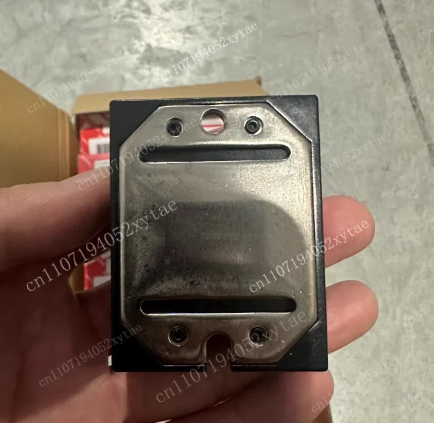 New Solid State Relay RM1A48D75