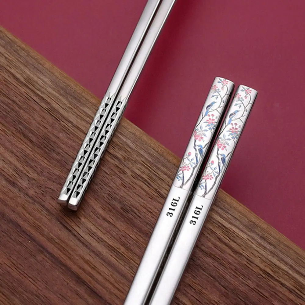 1Pair Luxury Cherry Blossom Dining Bar Sushi Healthy Chopsticks Kitchen Tools Tableware Kitchenware