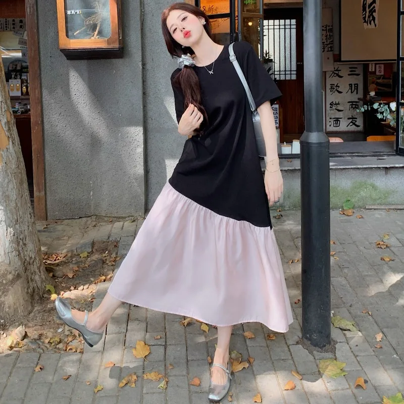 Abiti estivi da donna coreani Nuovo colore irregolare a contrasto con giunture O-collo abito a maniche corte Vita ampia Abiti maxi T-shirt