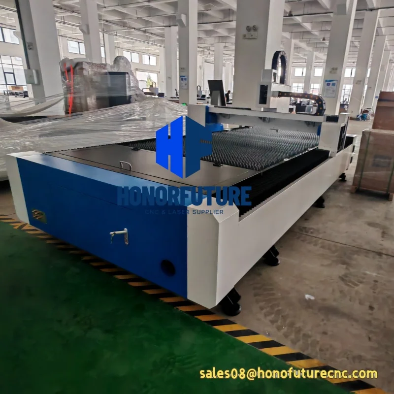 Laser Surpuissant 1.5kw 2kw 3kw 6kw 12kw CNC Fiber Laser Cutting Machine Raytools Laser Head Control System for Metal Cutter