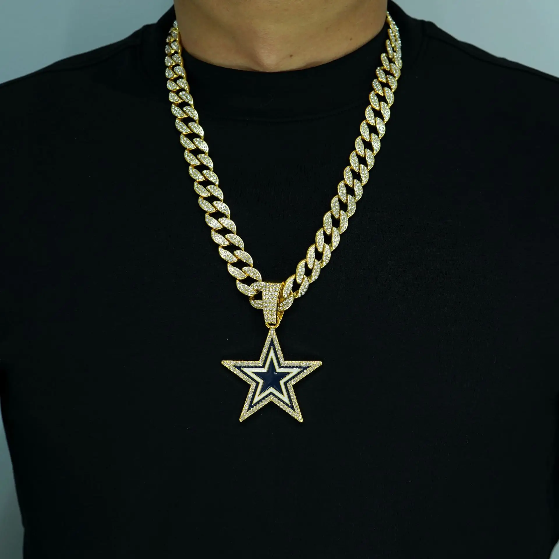 Fashion Five-Pointed Star Pendant Necklace Punk Unique Star Necklace For Women And Men Hip hop Fashion Jewelry