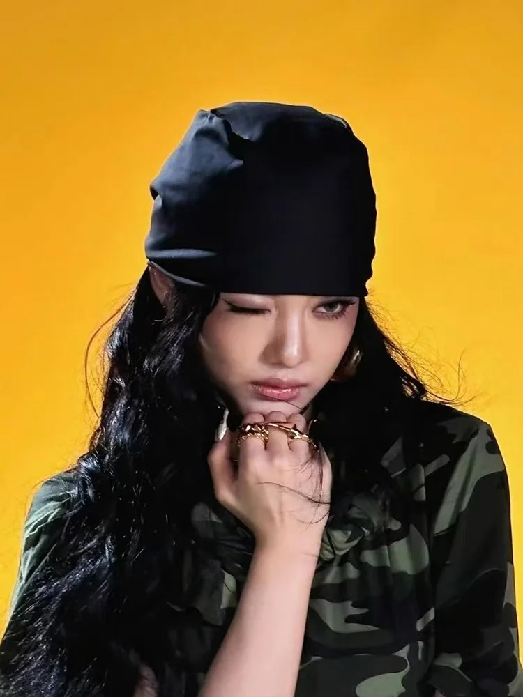 Bla Headscarf Retro… - image