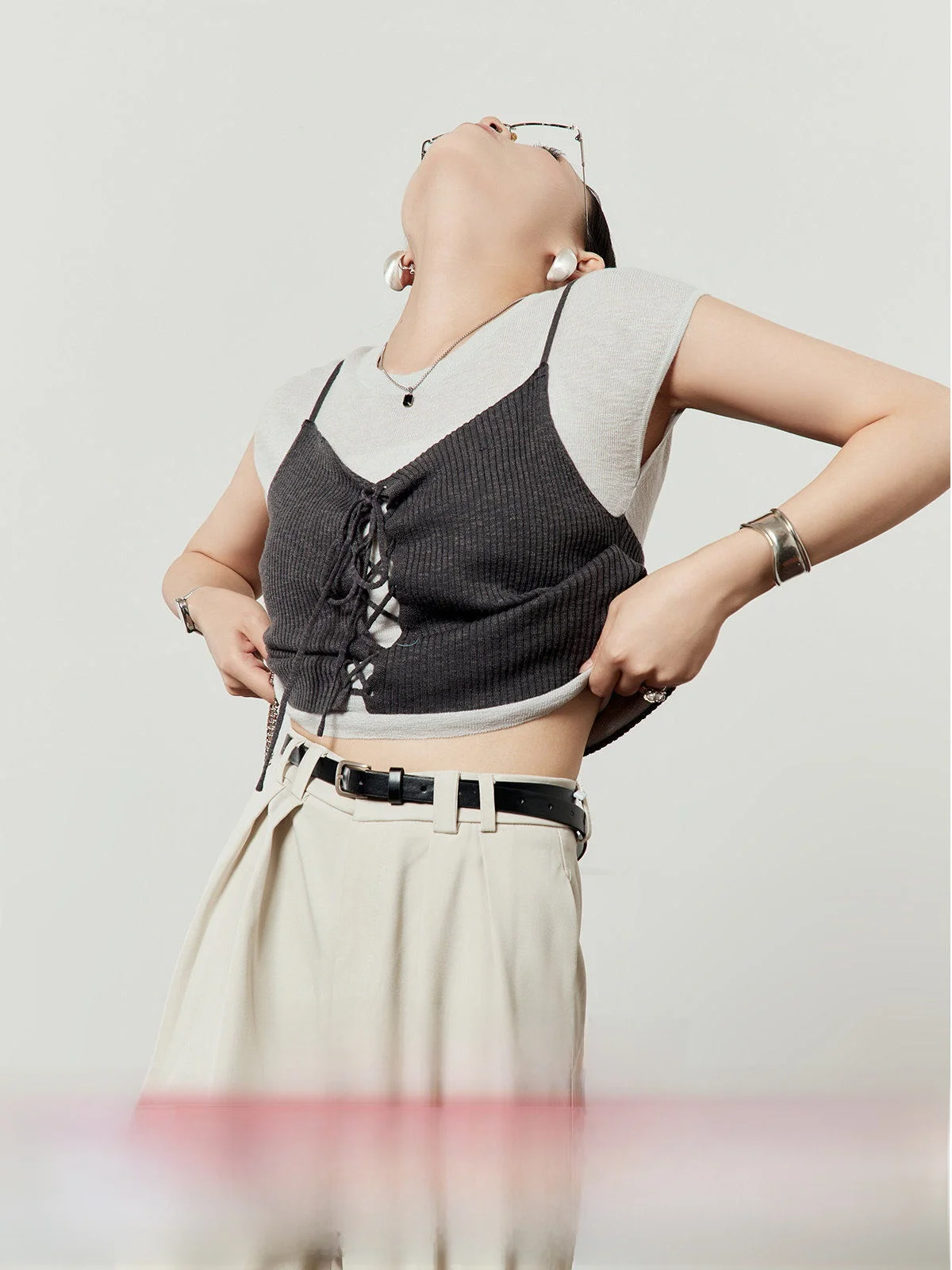 

ay Knitted Sweater Women's Summer 2025 New Sle oulder Sve Color Blo ort Sve Faionable Commute Sle Slim Fit