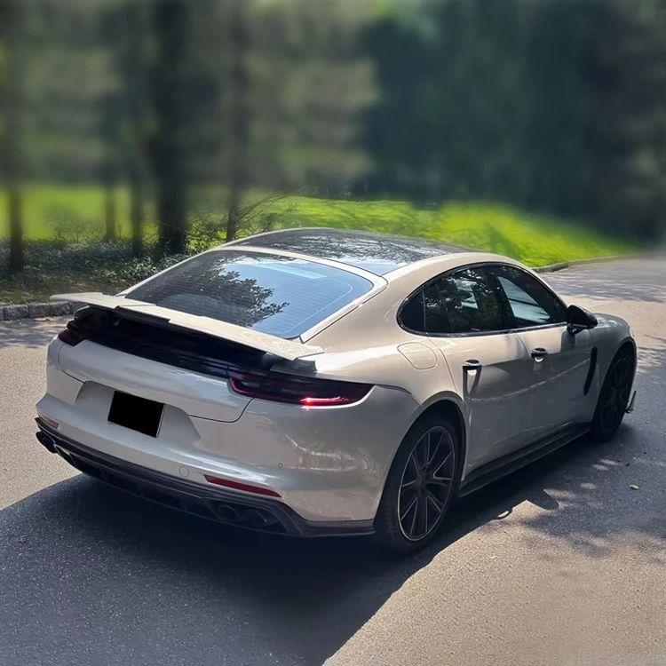 ชุดตัวถังรถการปรับเปลี่ยนสําหรับ Porsche Panamera 971 อัพเกรดคาร์บอนไฟเบอร์ชุดด้านหน้าด้านหลัง Diffusers ด้านข้างกระโปรง Bodykit