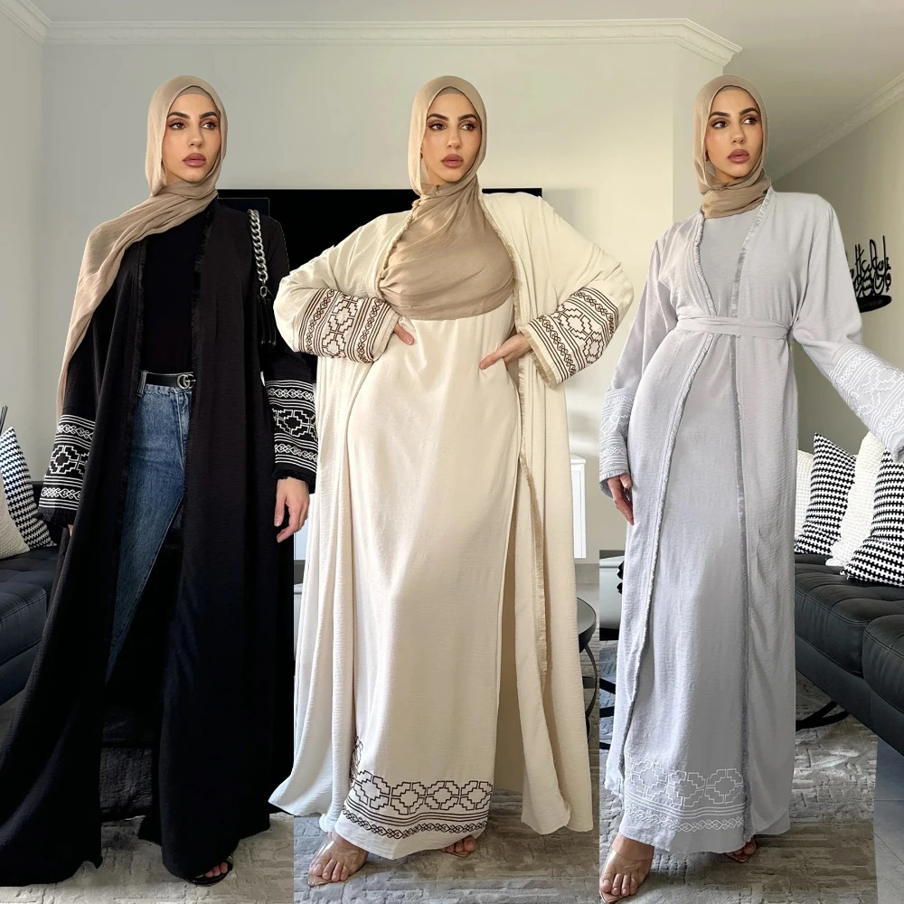 Robe transfrontalière du moyen-orient abaya boutique broderie mode bord frangé cardigan robe robe musulmane cw67807