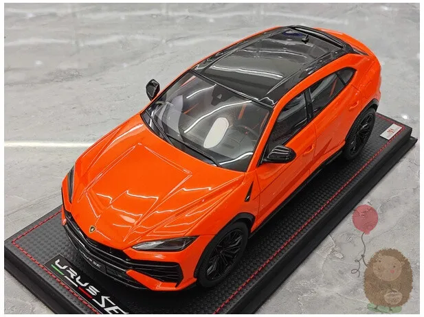 

Коллекционная модель автомобиля Lamborghini URUS SE Limited из смолы, масштаб 1:18, оранжевый цвет
