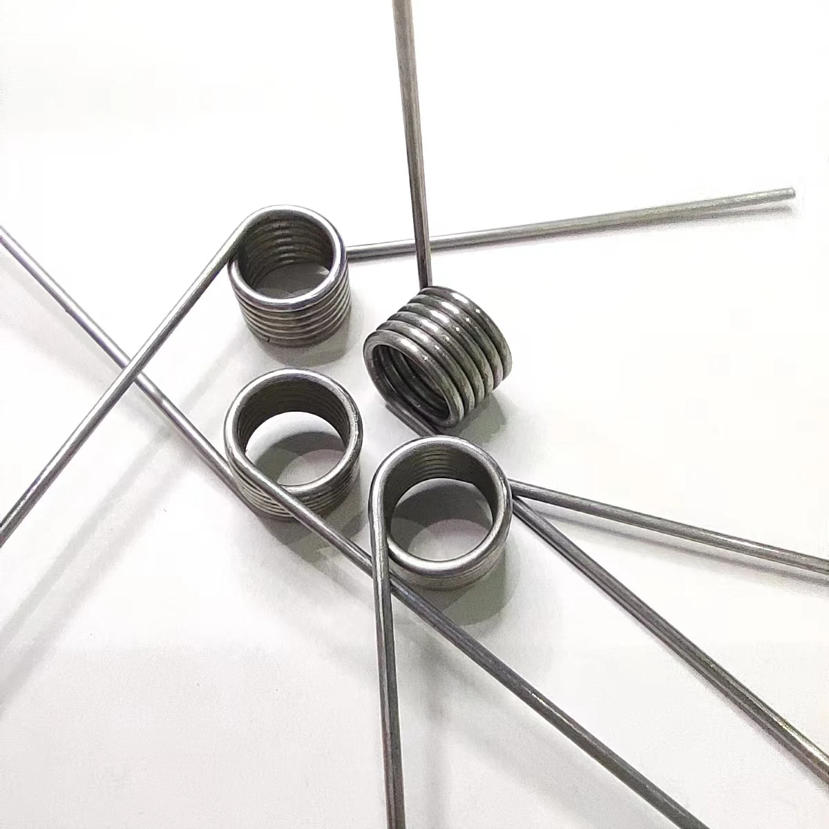 304 stainless steel Small Torsion Spring Hairpin Spring 180/120/90/60 Degree Torsion Spring Wire Diameter 0.8mm 5PCS