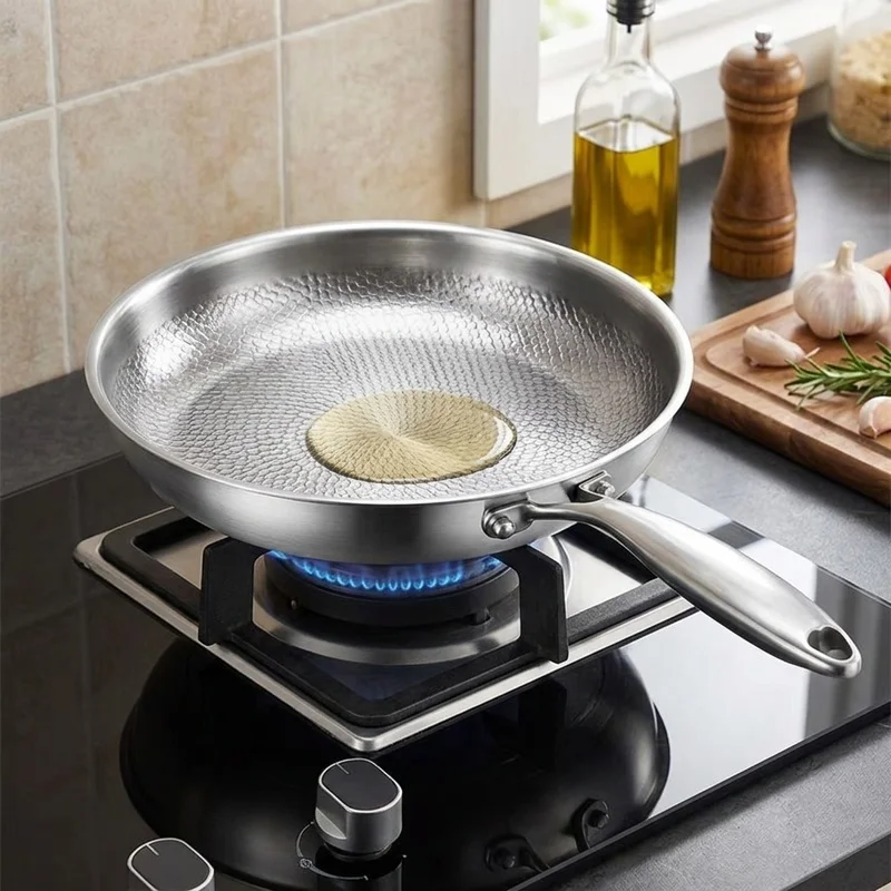 26/28/30cm Pure Titanium Frying Pan Uncoated Fish Scale Hammer Pattern Nonstick Skillet for Induction Gas Kitchen Cookware