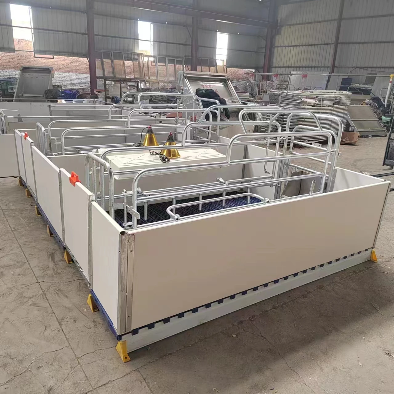 

Pig/sheep/goat Farrowing crates adjustable pig gestation stall used in pig farming