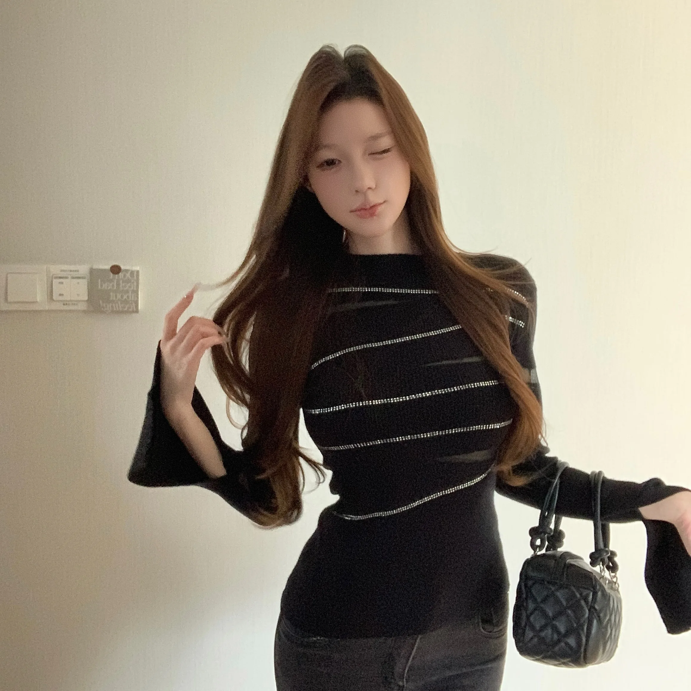 Einzigartiger Personali Sexy Strass Strickpullover Damen Faion Design Slim Fit Top Korean Sle Long Sve Color