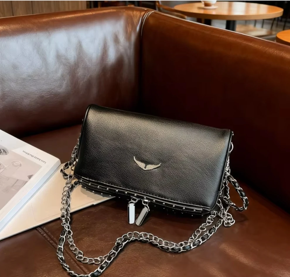 #75 Best Lightweight Travel Bags to Buy In 2026