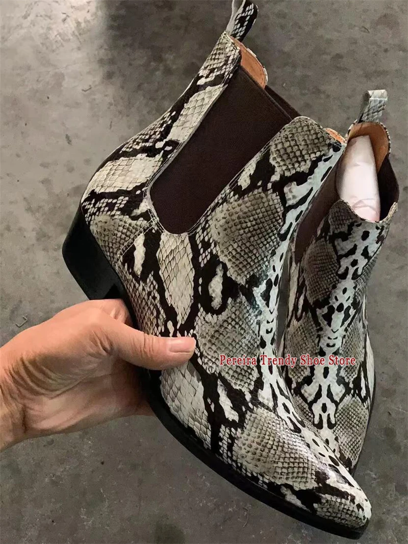 Trendy Snake Patterned Leather - огляд і ціна Leatherwork Patterns