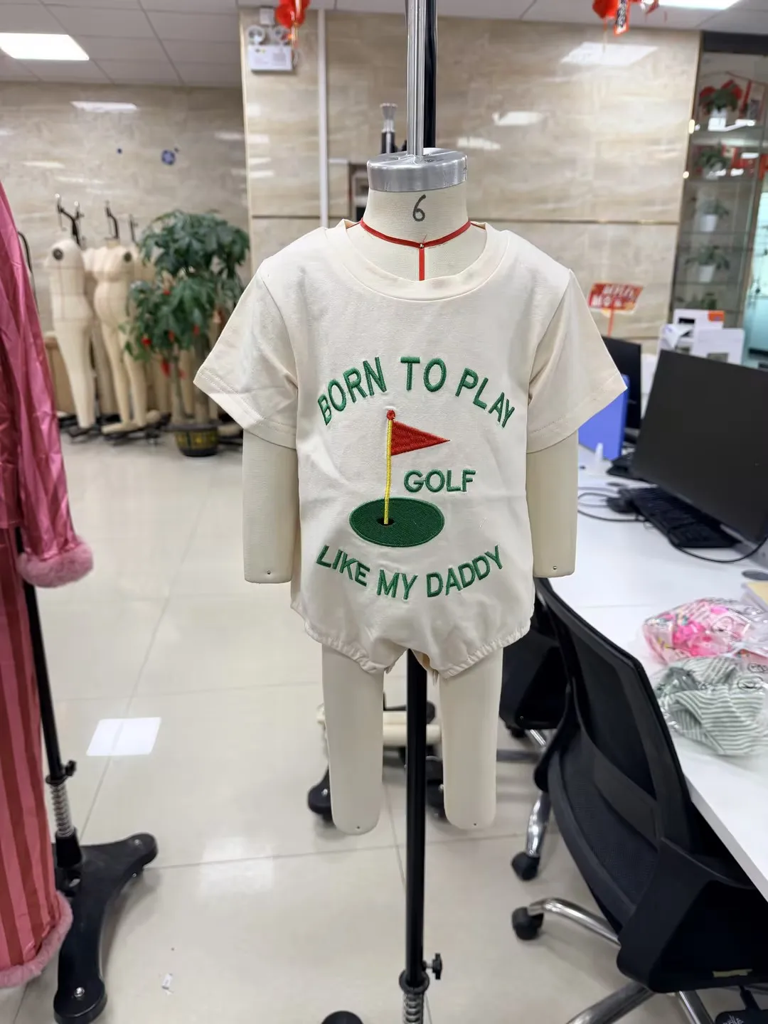 

Комбинезон для маленьких мальчиков и девочек с принтом в стиле гольфа, комбинезон с короткими рукавами и круглым вырезом, летний комбинезон