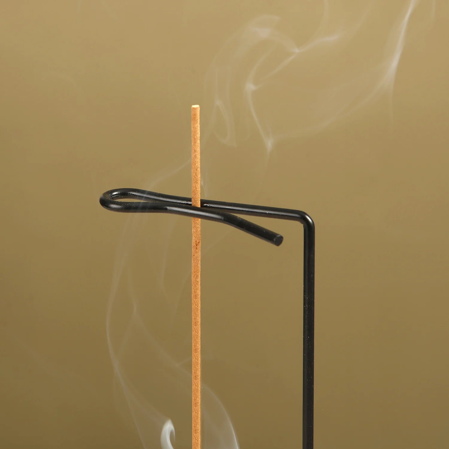 Räucherstäbchenhalter aus Metall für Stöcke, fliegende Anti-Asche-Räuchergefäß mit abnehmbarem Aschefänger aus Glas für Heimdekoration, Yoga, Meditation – Detail 6