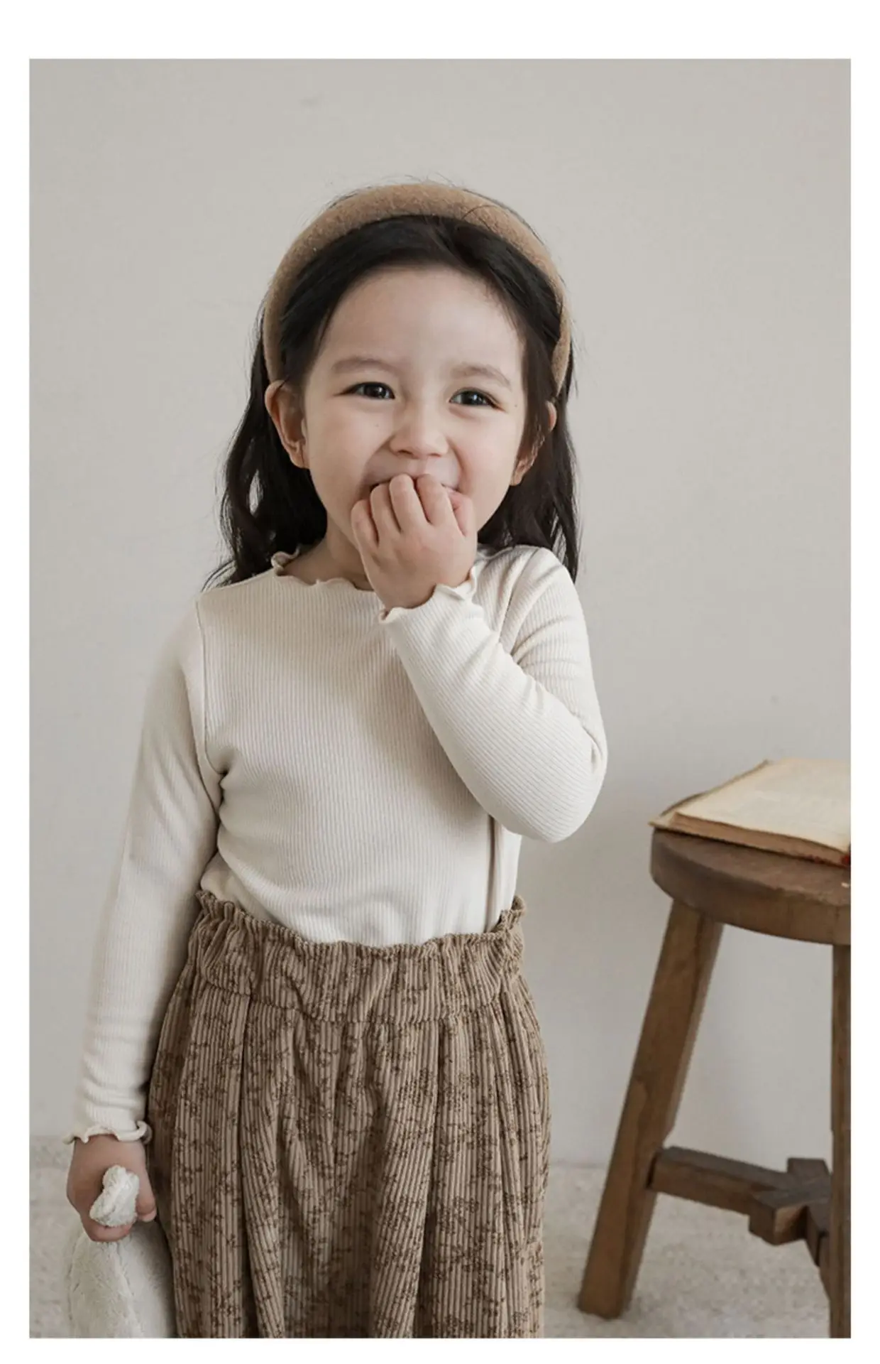 Schickes Rüschen-Spitzen-Rollkragen-Oberteil für Kleinkind-Mädchen, Weiche Stretch-Bluse aus Kunstwolle mit Langen Ärmeln, Lässiges Alltagsshirt für Kinder – Detail 12