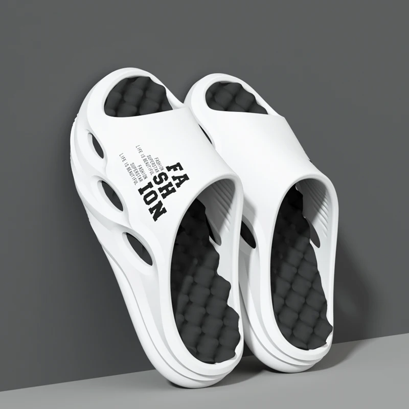 Fashion Trend Men's Slippers Indoor Home Thickened Super Soft Sole Sandals Letter Men's Beach Shoes Outdoor