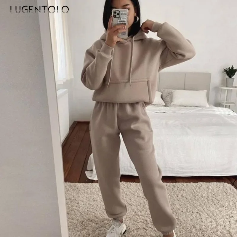 Women Hoodie Two-Piece Set Fall Winter Outdoor Thermal Pullovers Kangaroo Pocket Tops Tapered Jogging Pants High Street Clothing