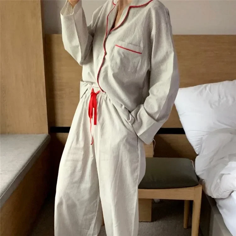 

Комплект из 2 предметов: женская пижама с отложным воротником и полосатым принтом, с длинным рукавом, для весны и осени