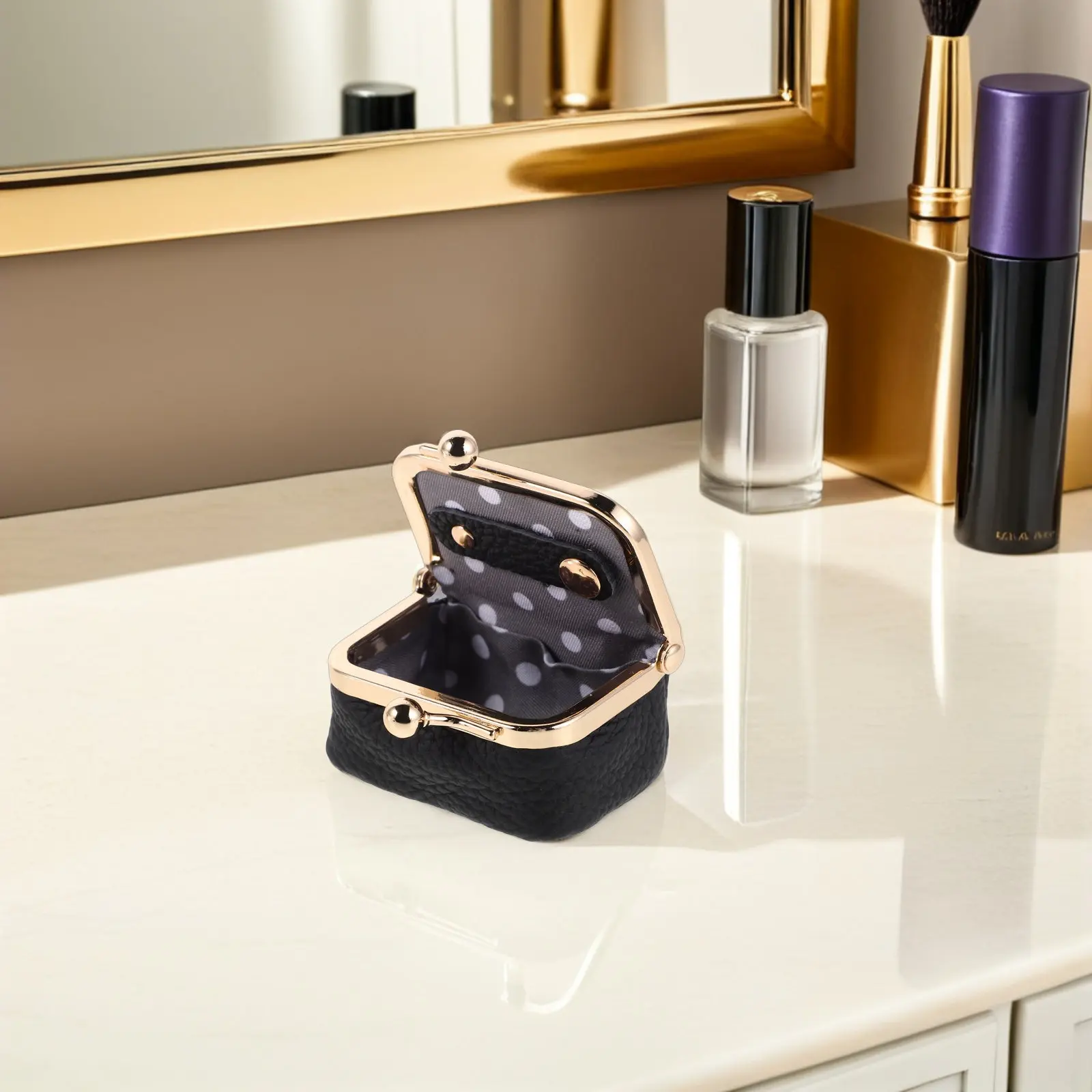 Jewelry Travel Case with Kiss Lock – Portable Ring Holder & Organizer Pouch