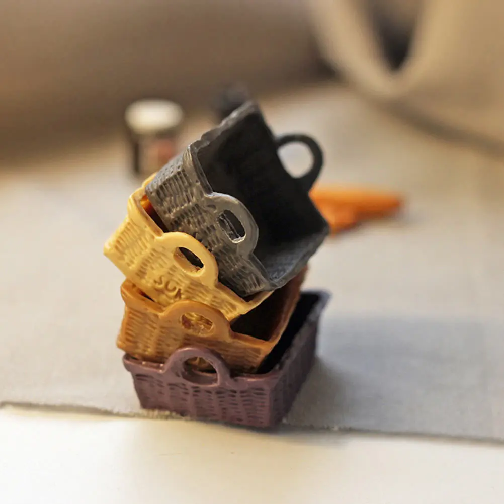 

4Pcs Miniature Resin Baskets Exquisite Decorative House Accessories Fine Craftsmanship Easy Placement Basket Model