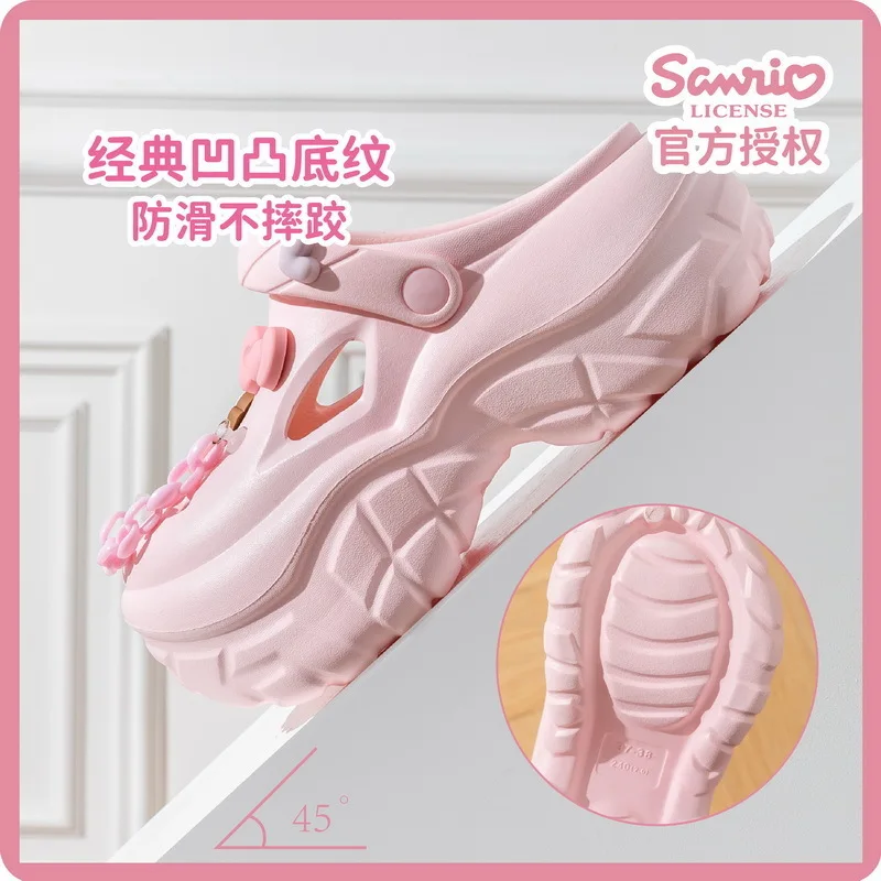 Sanrio Frauen Hallo Kitty Loch Sandalen Schuhe Y2k Kuromi Cinna moroll Melodie dicken Boden im Freien niedlichen Strand Hausschuhe Schuhe