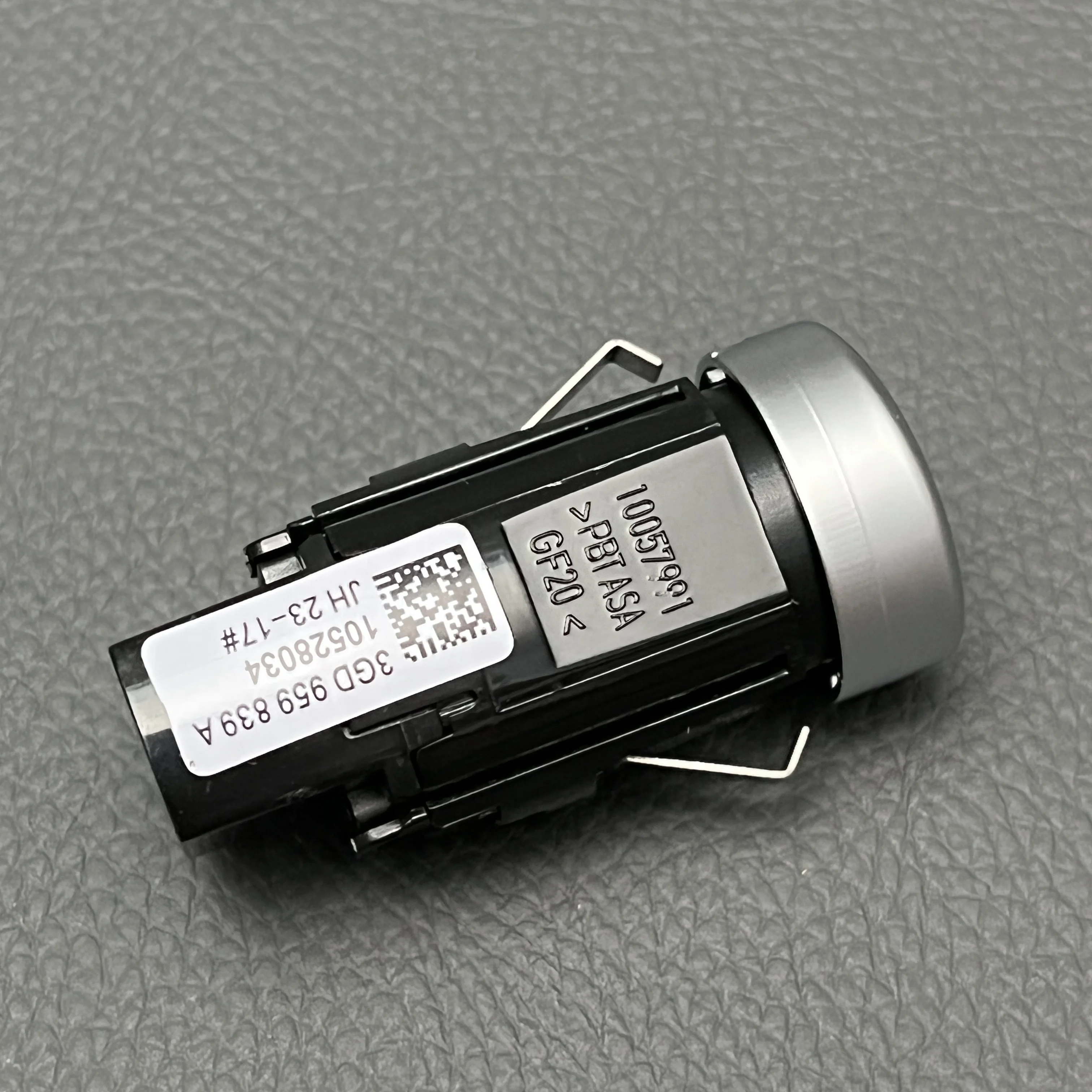 3GD959839 Motor-Start-Stopp-Schalter für VW Passat B8 Arteon 2015-2019 3GD 959 839 WZU – Detail 3