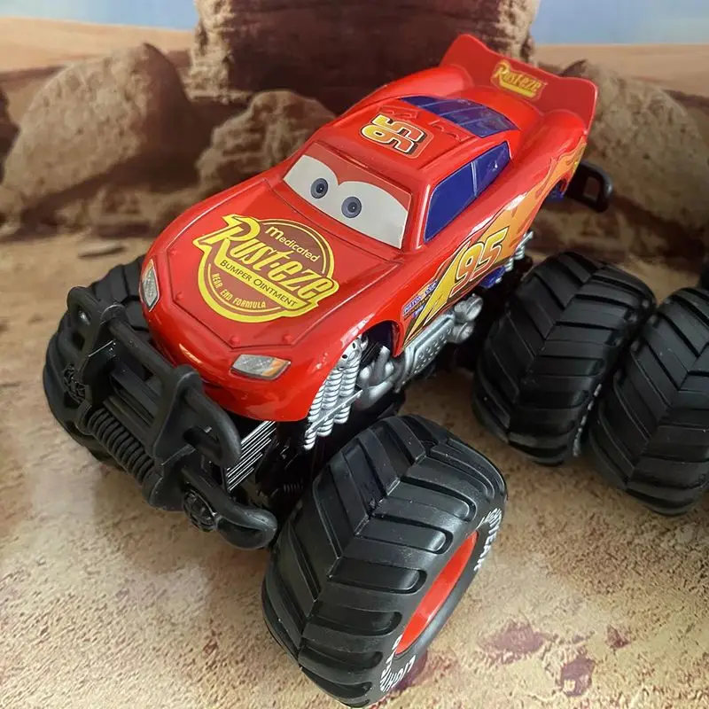 Disney Pixar Cars Speelgoedset met Lightning McQueen Jackson Storm Mack - Pull-Back Truck Modellen Kinderspeelvoertuigen Cadeau