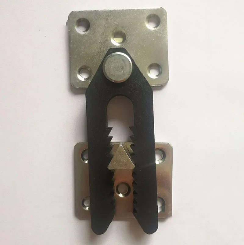 Fibbia per divano domestico 2 in 1 Fibbia per collegamento divano Cerniere Cornici per mobili Divani Cerniere per connettori Accessori per collegamento hardware