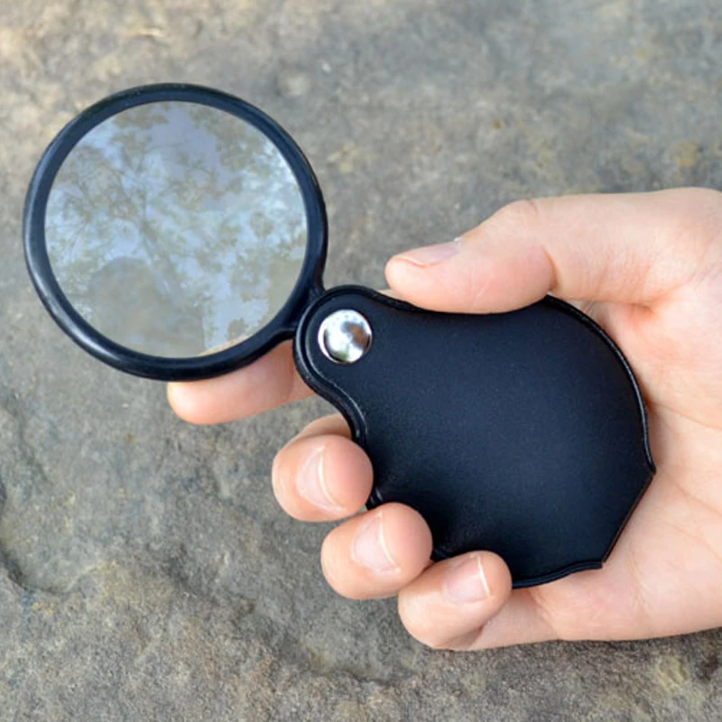 10X 50mm Foldable PU Material Reading Mini Magnifiers Portable Jewelry Loupe Magnifying Glass Lens Pocket Magnifier