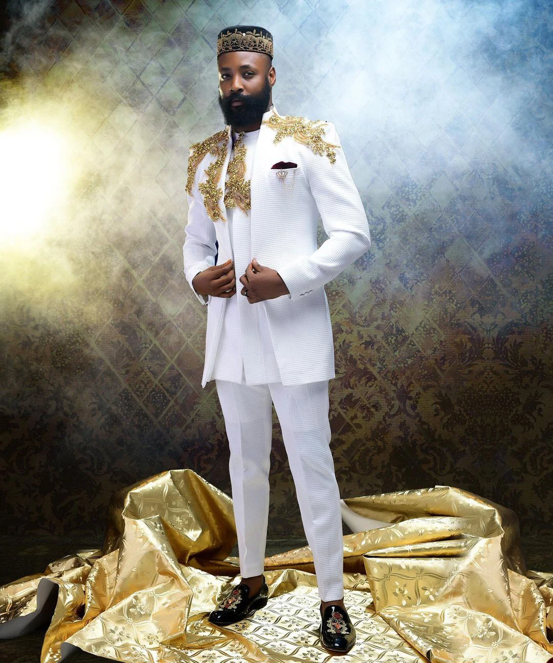 Luxury Men Suits White Groom Wear Wedding Tuxedos Gold Beading Jacket Pants 3 Pieces Prom Party Dress Blazer Set