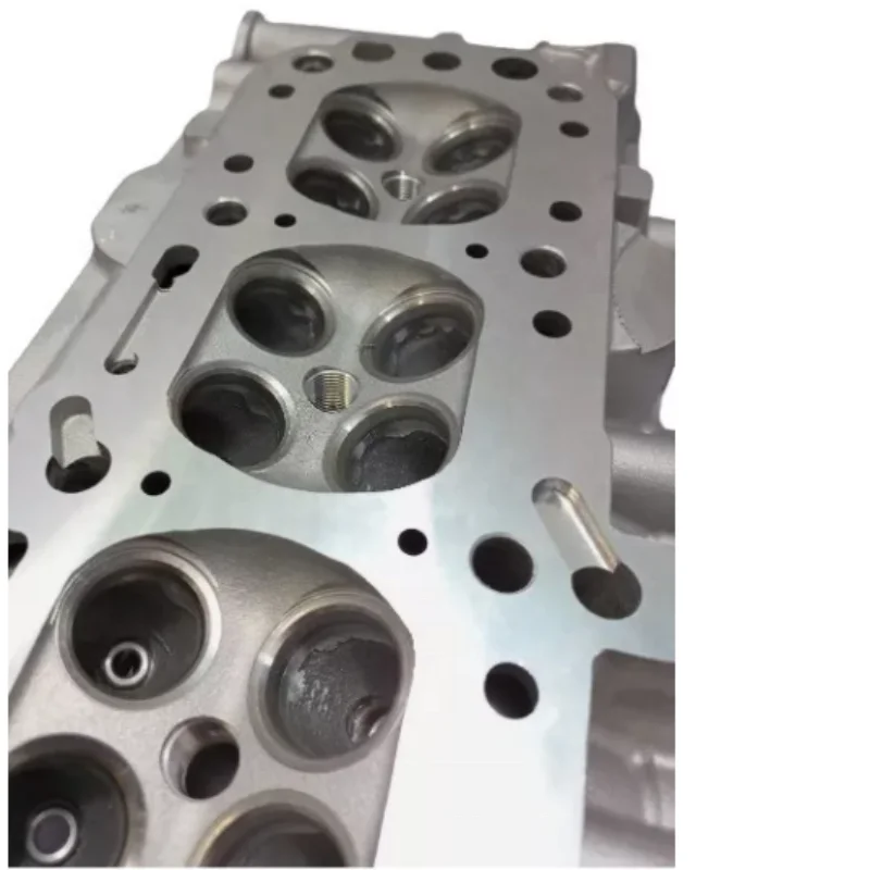 OEM 96446922   ประสิทธิภาพสูงอัตโนมัติหัวกระบอกสูบสําหรับ Chevrolet Aveo 1.6 Lt ความเร็ว 04-11 Camara Culata Completa