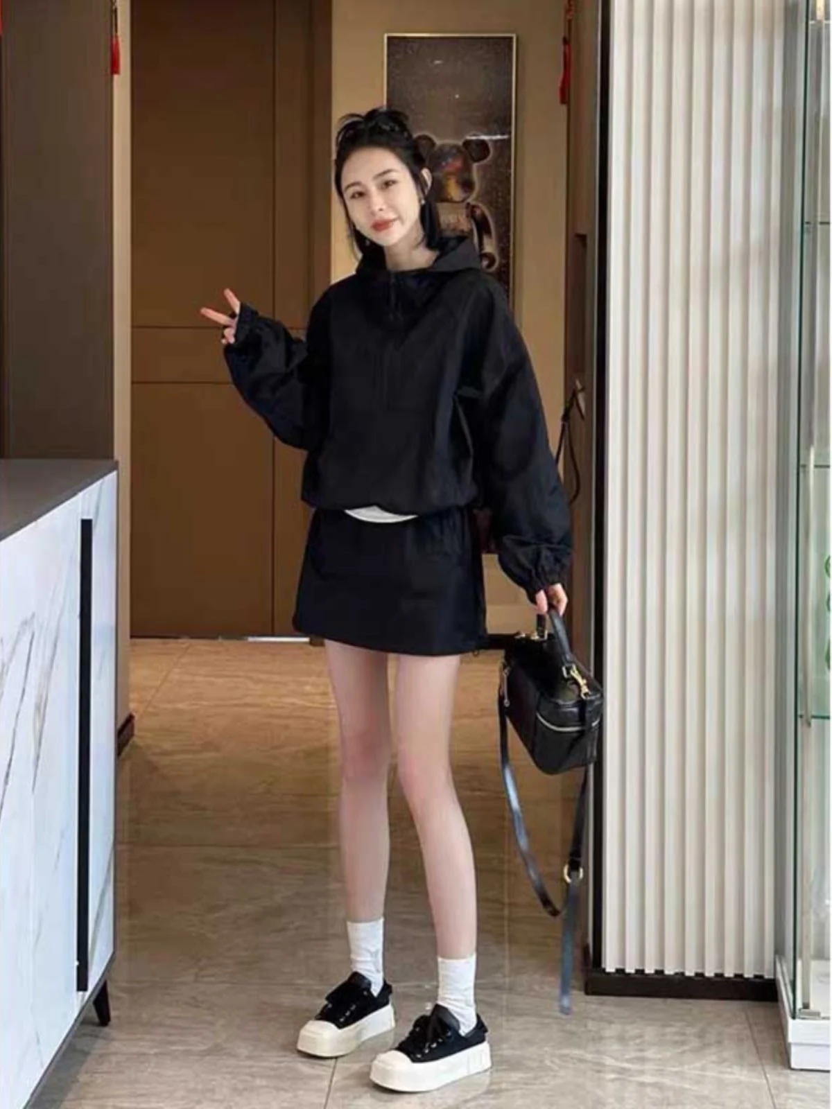 

Одежда для защиты от солнца с капюшоном размера плюс 300, спортивная юбка с высокой талией, комплект из двух предметов для полных женщин, весенняя мода