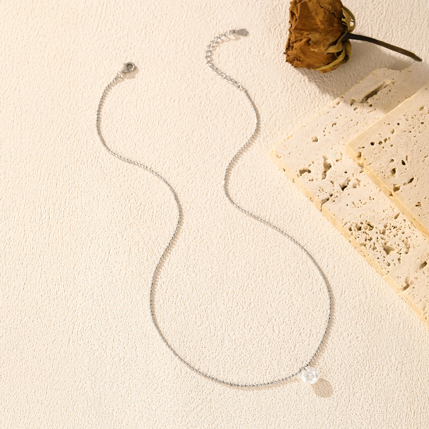 موديان 925 فضة المبهر جولة مويسانيتي قلادة قلادة ارتداء اليومي مطرز القلائد للنساء غرامة مجوهرات