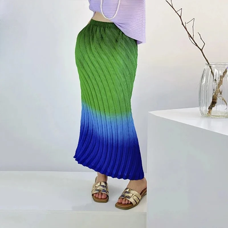 

Miyake Pleated Women's Stretch High Waist Skirt 2025 Summer High-end Rainbow Gradient Irregular Hand-pressed Skirt Fashionable