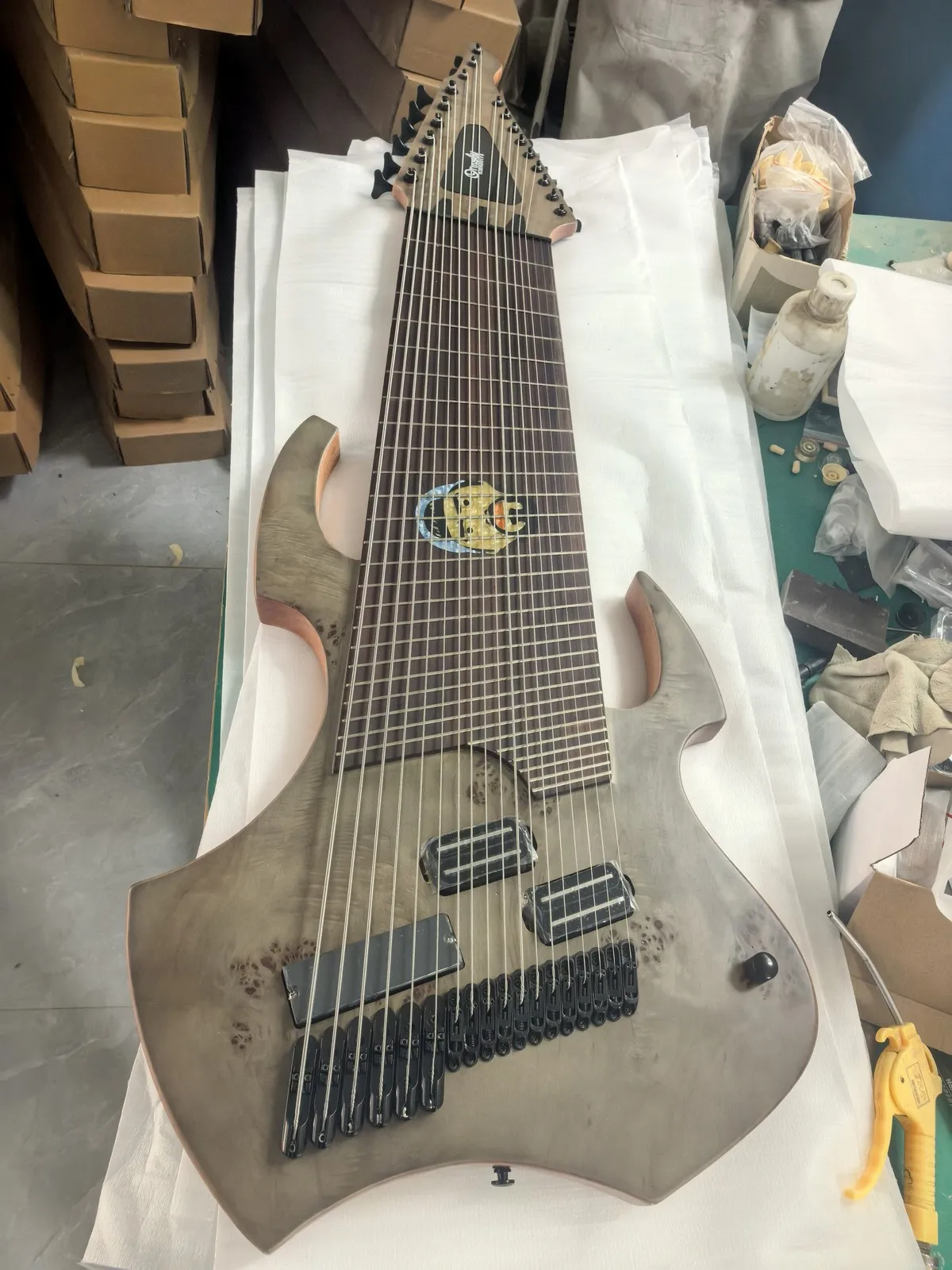 Custom 18 String Electric Bass Guitar Neck Through Maple Body Black Hardware