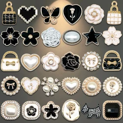 1pcs Acrylic Shoe Charms Pearls Shoe Decorations Pins for Sandals Accessories Luxury Bling Dog Clog Buckle for Women Girls Gifts
