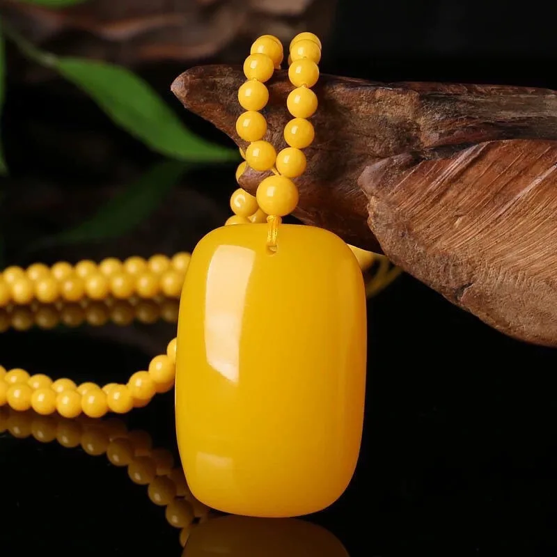

Beeswax Brand Pendant, Fashionable Simple and Versatile Necklace Jewelry, Suitable for Both Men and Women