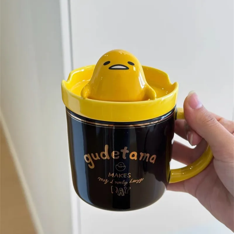 Gudetama Dooier Mok Gift Action Figure Poppen Speelgoed Lui Eierdopje ongeveer 320 ml Mok Verjaardagscadeau voor kinderen Leuke Gudetama Cup