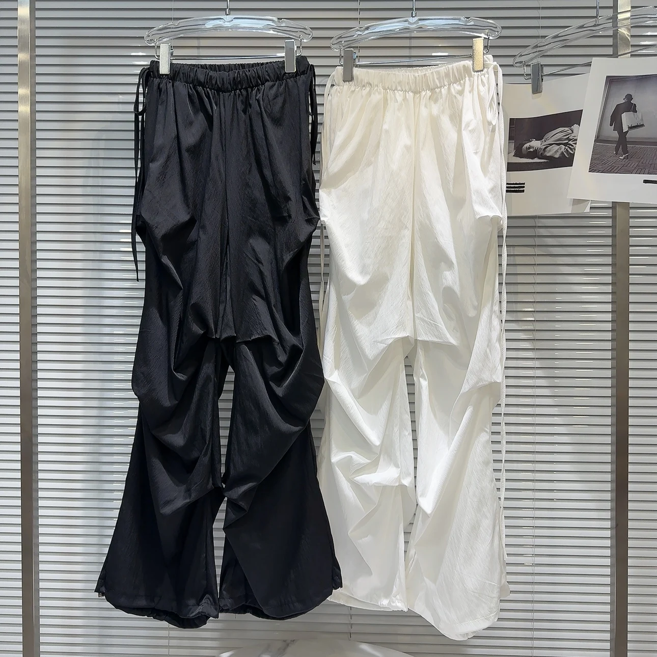 

Весна 2026, модные легкие спортивные складные женские брюки с завязками на талии, популярные повседневные брюки для девочек