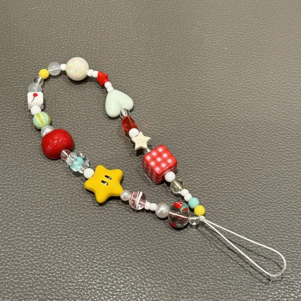 

﻿Cute Stars Pendant Beaded Phone Charm Chain Keycord For iPhone 18 17 Camera Bag Girls Strap Gifts Universal Hanging Rope﻿﻿﻿