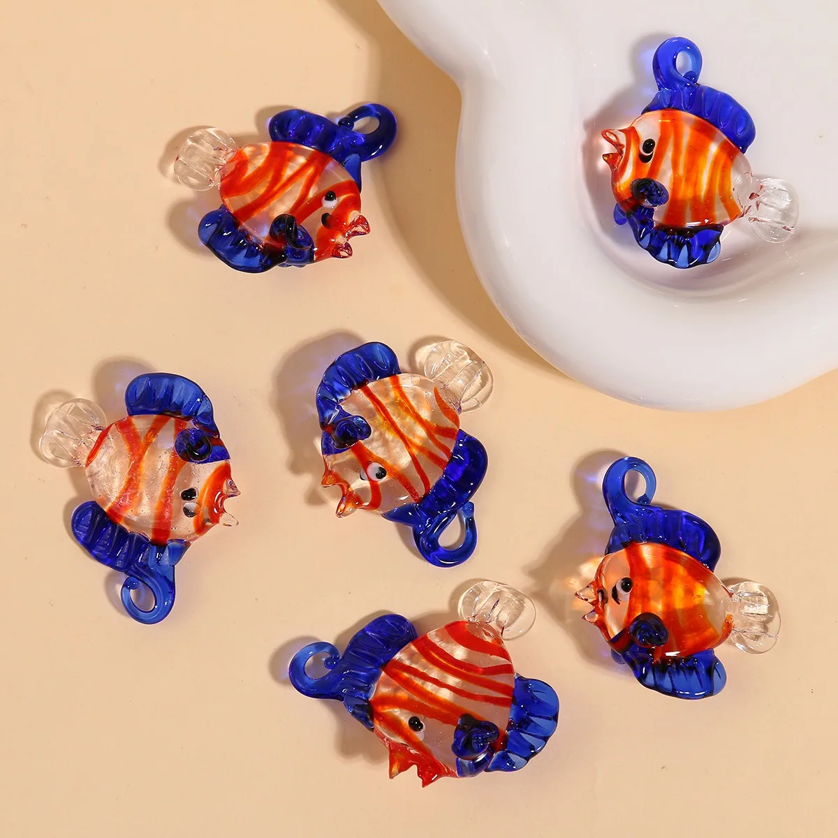 Sea Animal Tropical Fish Hippocampus Custom Glass Pendant for Home Decoration and Jewelry Making