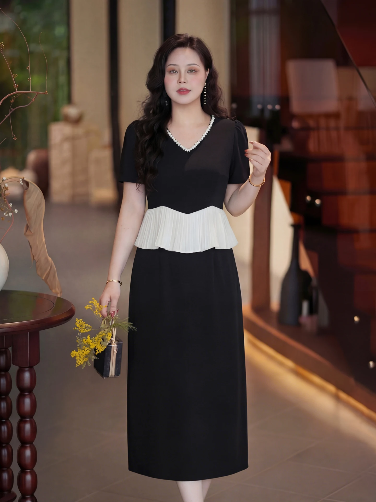 

Dave's plus Size Luxury Summer Women's Dress V-Neck Cover Belly Black A-Line Midi Dress Polyester Fiber Short Sleeve