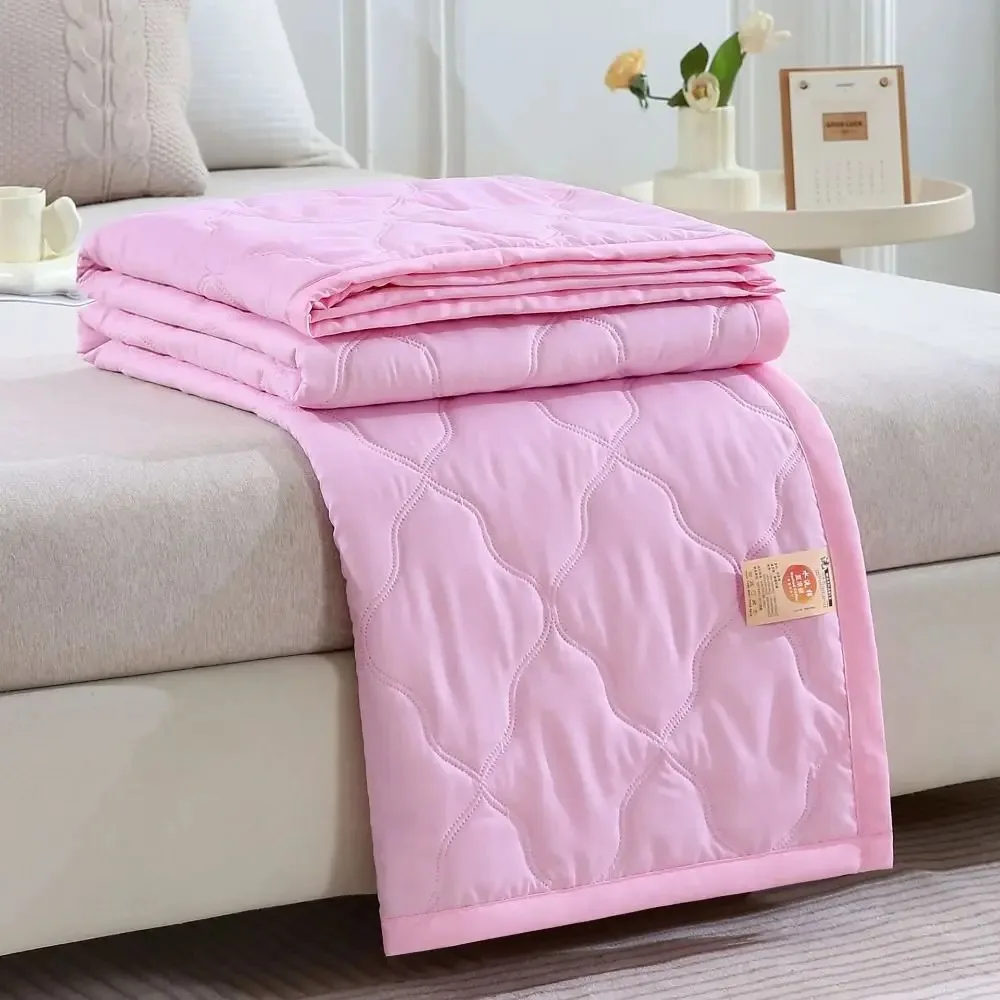 Summer Cooling Blanket Cold Effect Conditioning Quilt Double Sided Skin-Friendly Cooler Quilt Breathable Solid Color Blanket